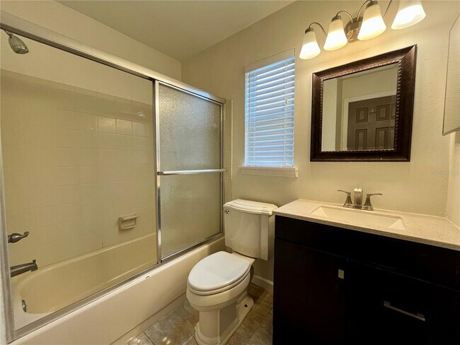 Building Photo - 7618 Colonial Ct