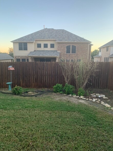 Backyard #3 - 4008 Drexmore Road