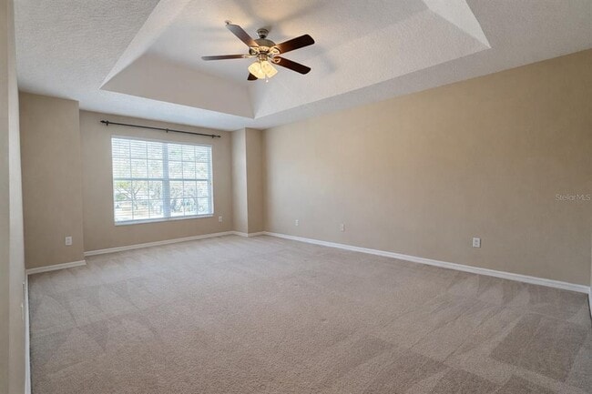 Building Photo - 1136 Crestwood Commons Ave