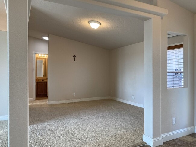 Building Photo - Solar Bonus in Dallesport, WA