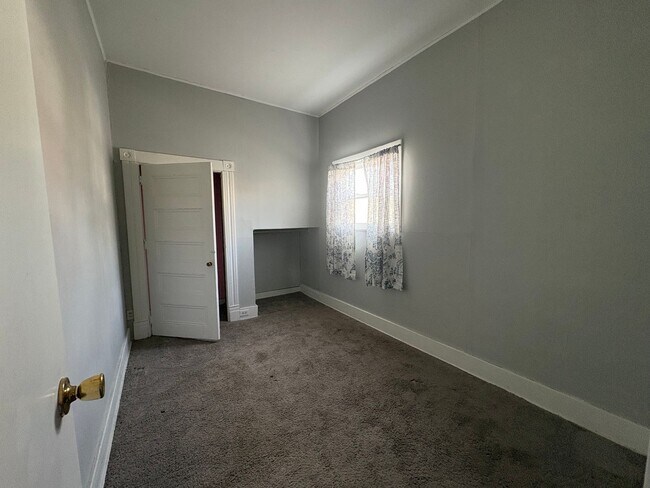 Building Photo - 803 Ohio River Blvd