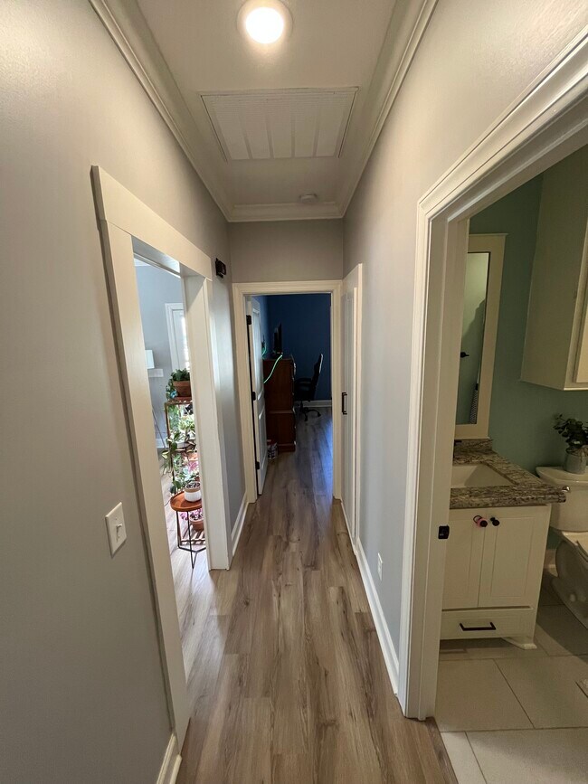 Building Photo - 837 Long Leaf Cir