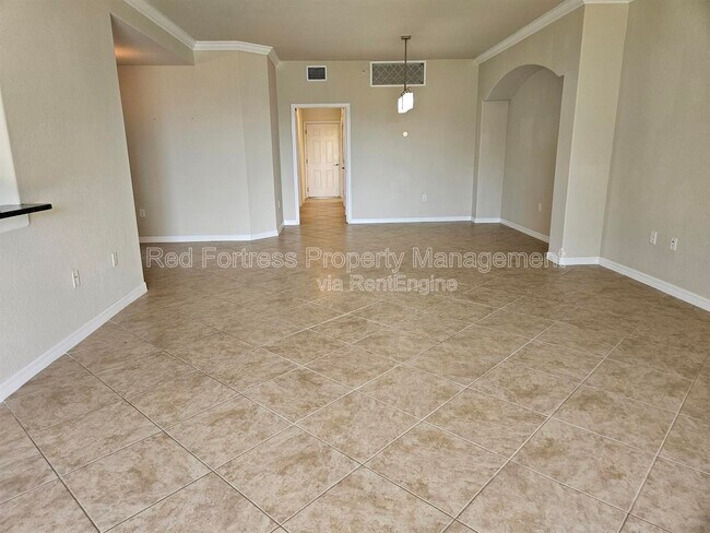 Building Photo - 17451 Old Harmony Dr