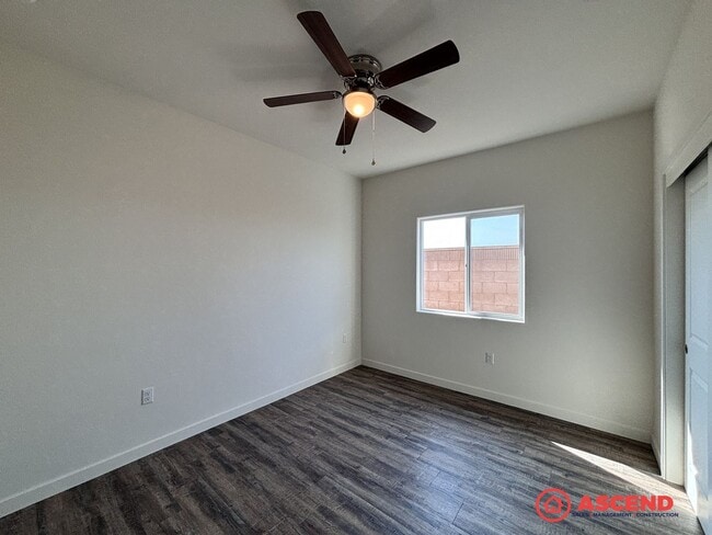 Building Photo - 6012 Curvy Hills Dr