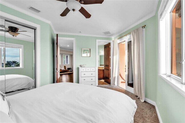 Building Photo - 7924 3rd Ave S