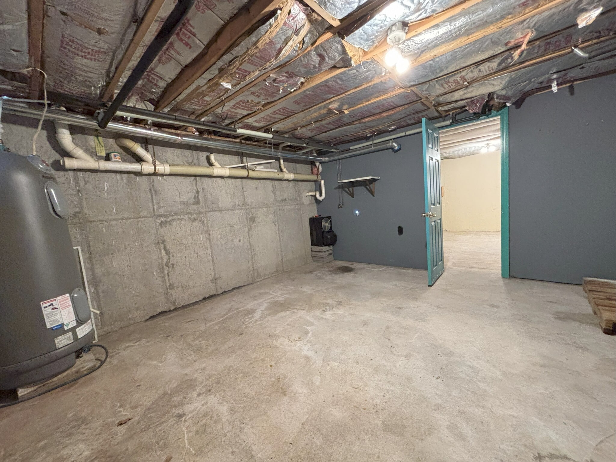 Basement with W/D Hookups - 2 Linda Ln