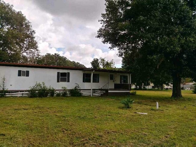 Building Photo - 805 Peters St