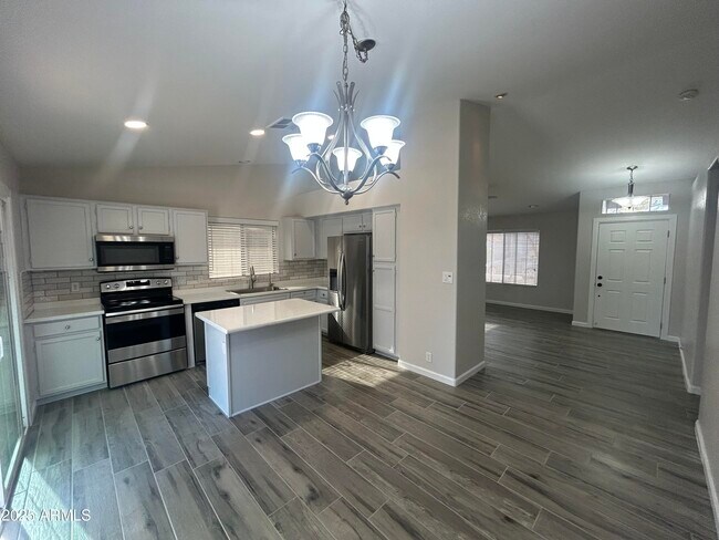 Building Photo - 5129 W Wescott Dr