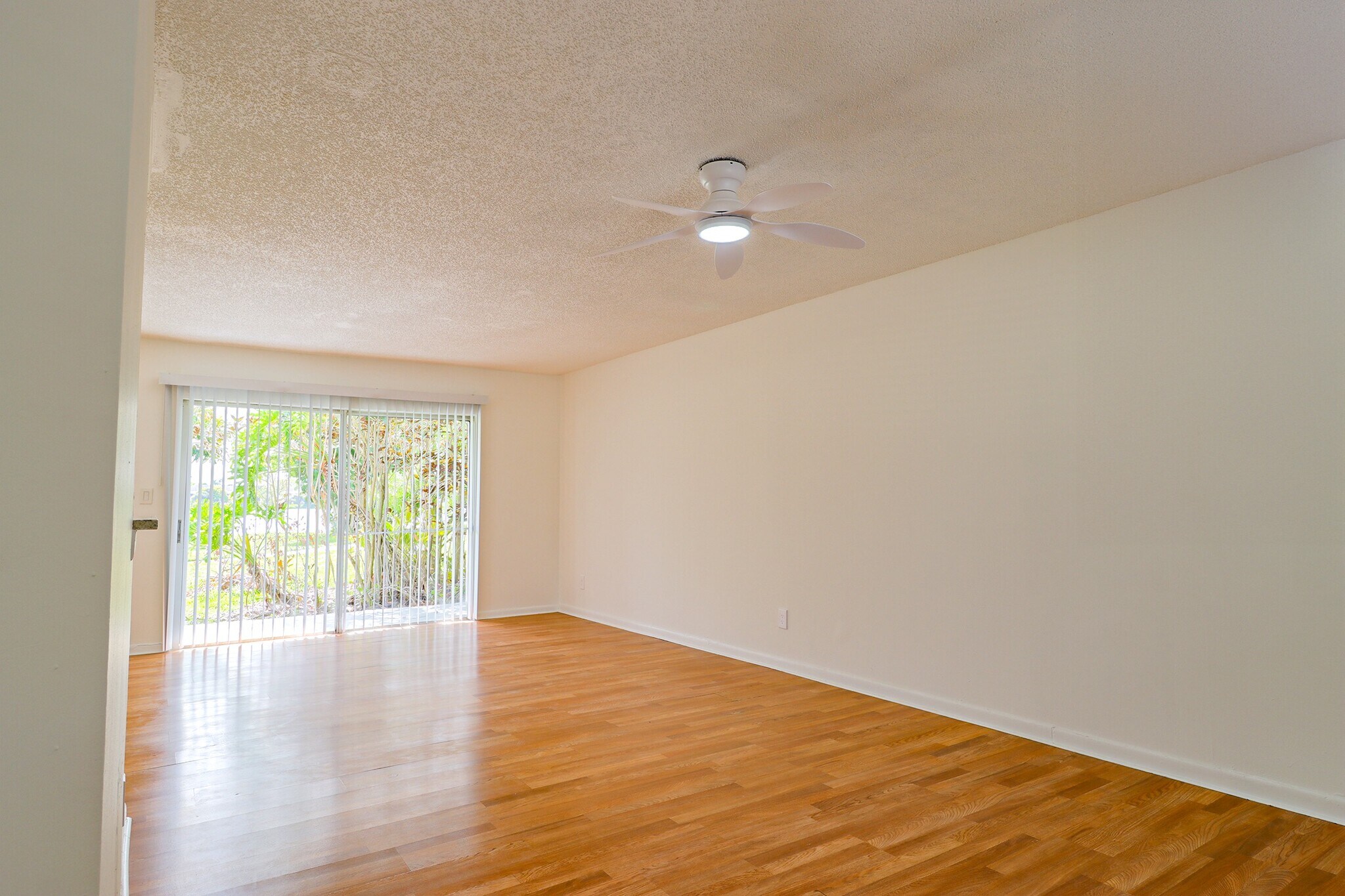 Building Photo - 3453 NW 44th St