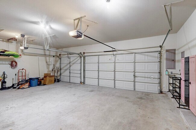 Building Photo - 4345 Rubery Dr