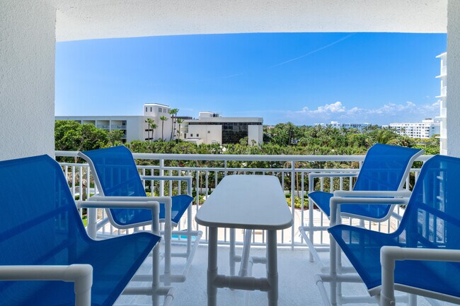 Building Photo - 2780 S Ocean Blvd