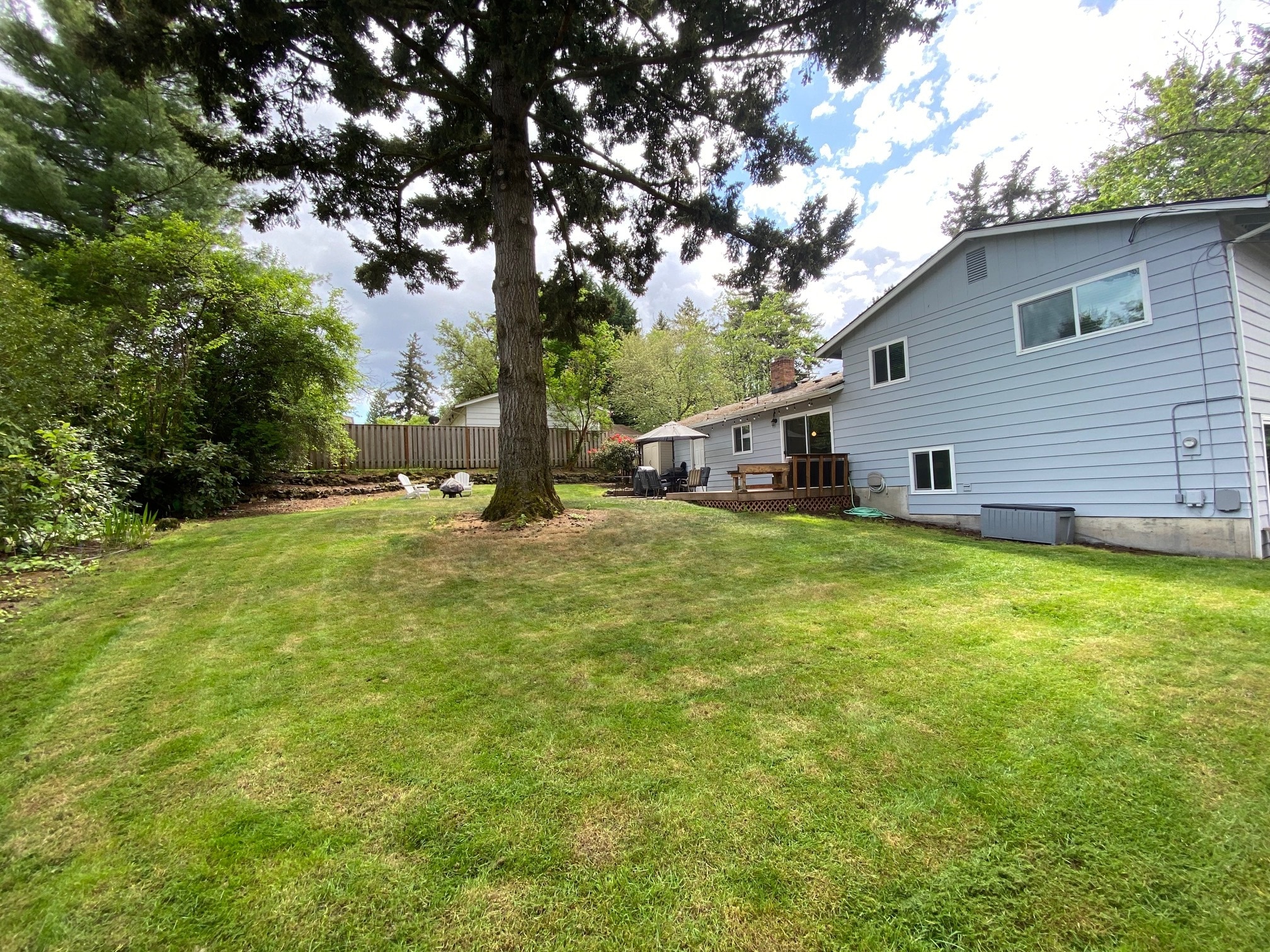 Building Photo - 10170 SW 72nd Ave