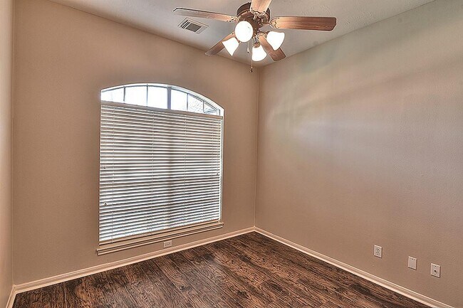 Building Photo - 13703 Clareton Ln