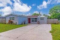 Building Photo - 6660 Custer St