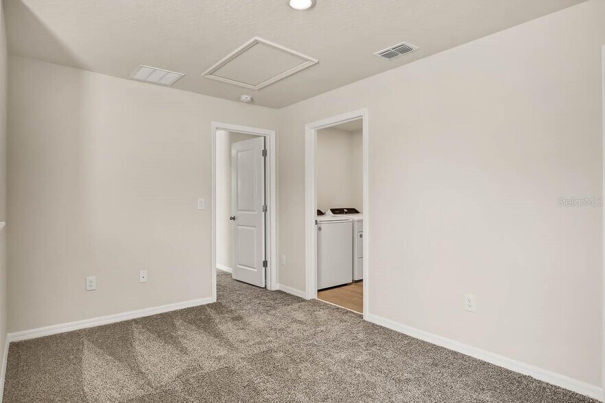 Building Photo - 2760 Chestnut Creek Pl