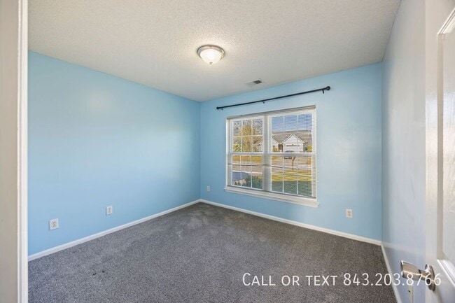 Building Photo - 106 Donovan Ct