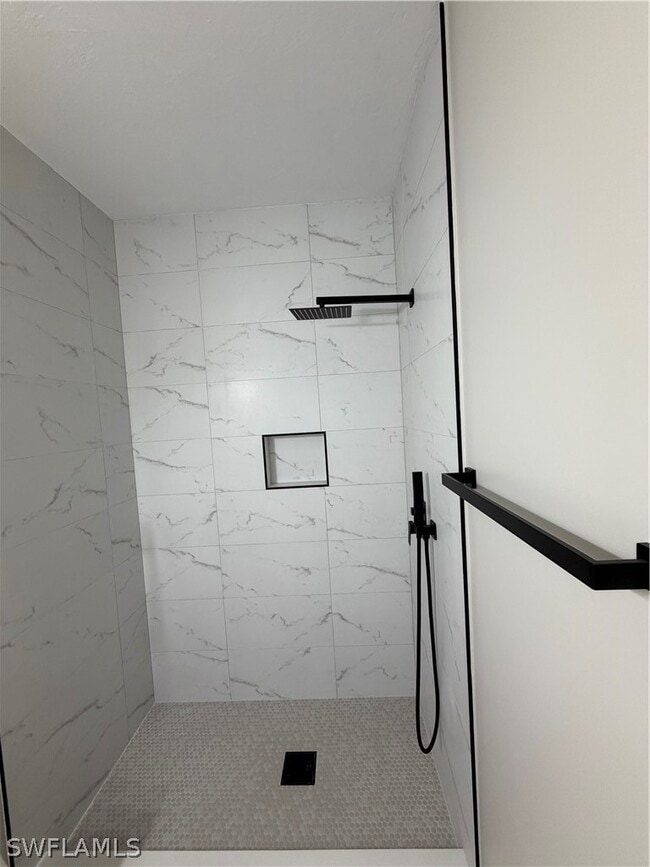 Building Photo - 4281 22nd Ave SW