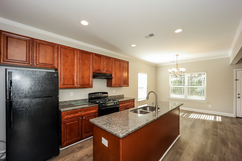 Building Photo - 5179 Howell Ct
