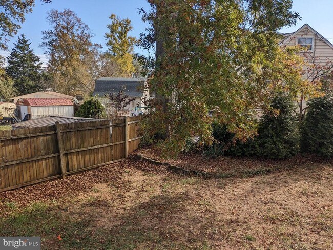Building Photo - 137 Holden Dr