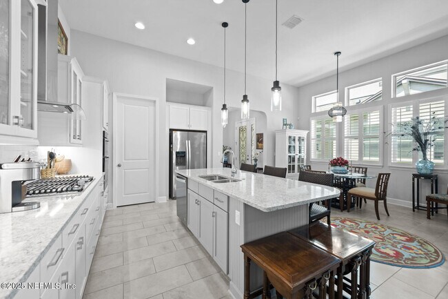 Building Photo - 435 Wingstone Dr