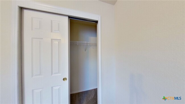 Building Photo - 1105 Burgess Dr