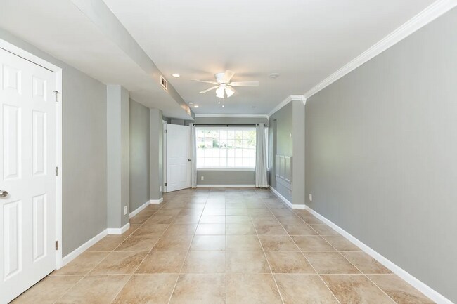 Building Photo - 4417 Saunders Ave