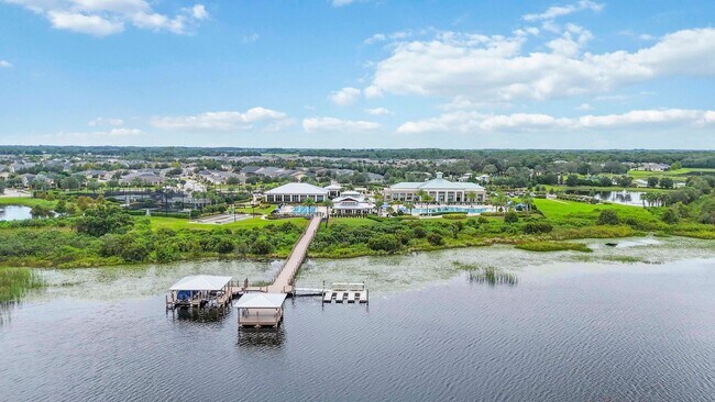 Building Photo - For Rent: Immaculate 3 Bed, 3 Bath + Flex ...