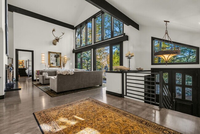 Building Photo - 3075 Snow Cloud Cir