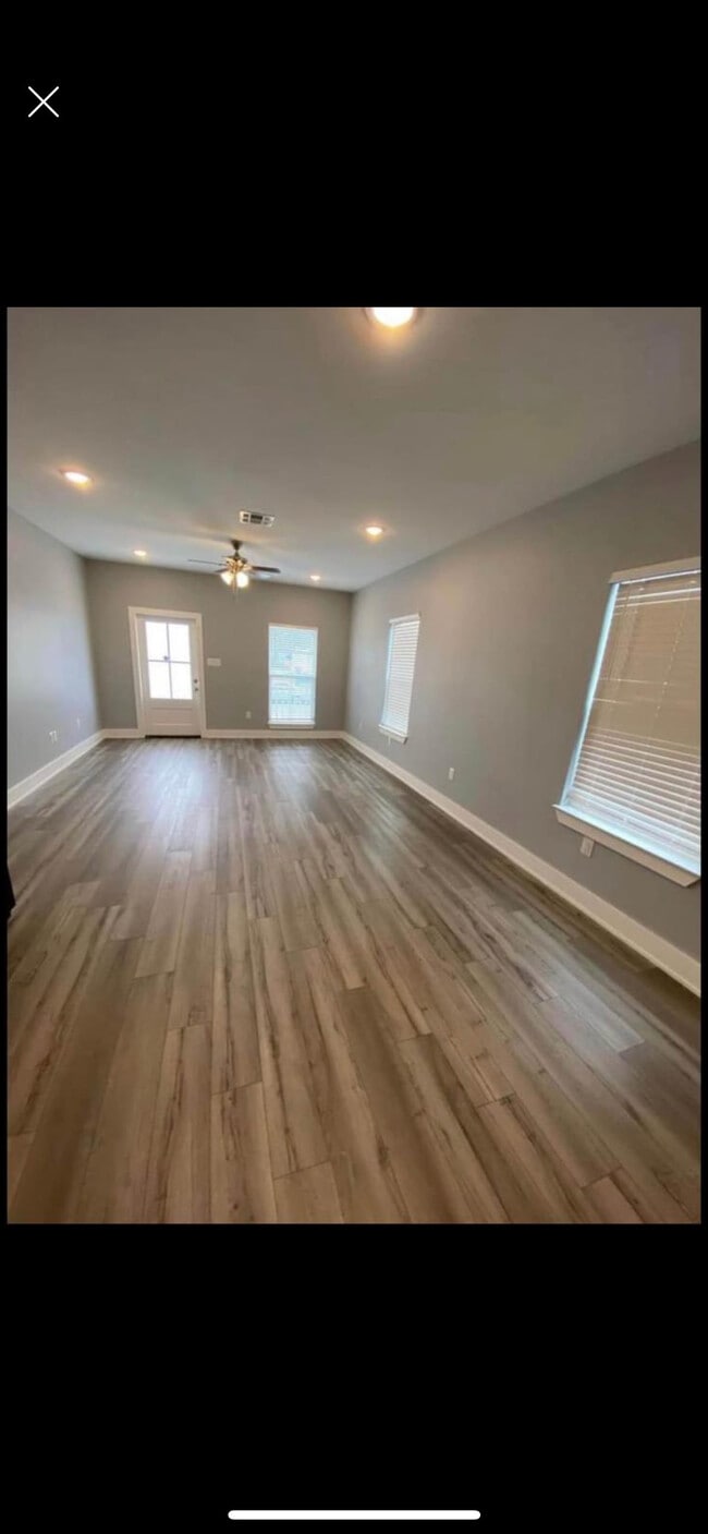 Building Photo - 3617 4th Street