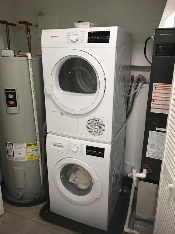 Building Photo - 1213 Noble St