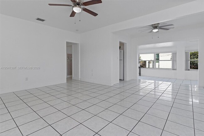 Building Photo - 2024 NE 174th St