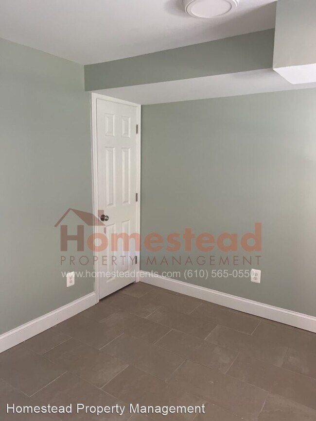Building Photo - 3 br, 1.5 bath House - 129 Ervin Ave