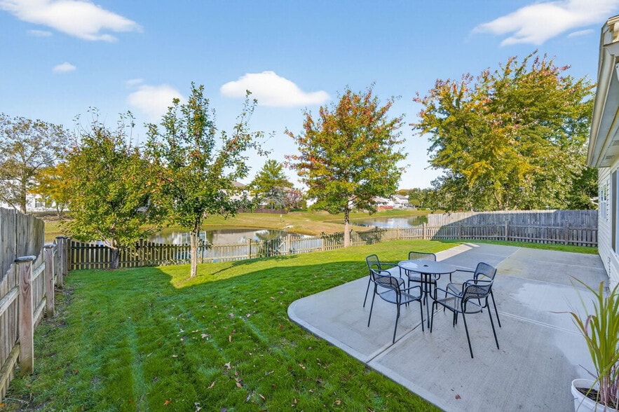 Building Photo - 12114 Brushfield Ln