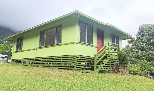 Building Photo - TN-110