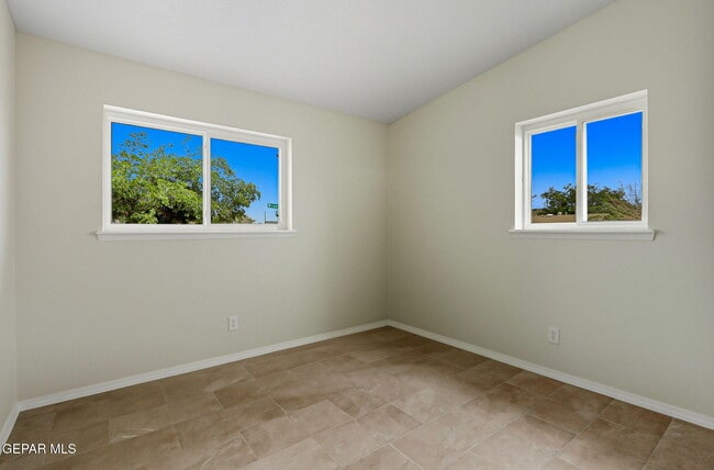 Building Photo - 5852 Wrangler Dr
