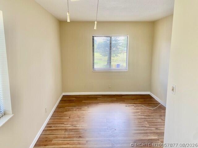 Building Photo - 428 Pine Glen Ln