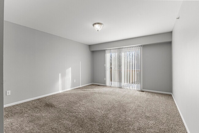 Building Photo - 13165 Turnberry