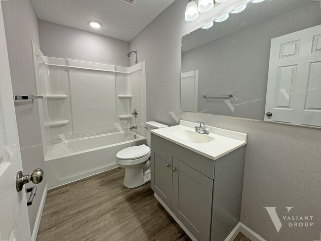 Building Photo - Beautifully Renovated 2-Bedroom, 1-Bathroo...