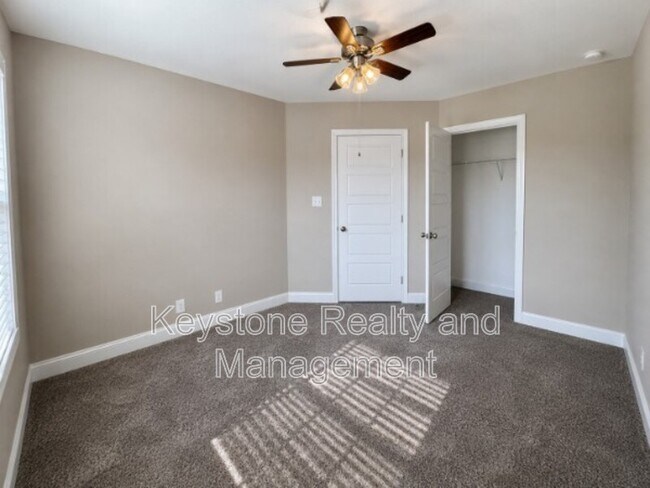 Building Photo - 108 Banagher Ct