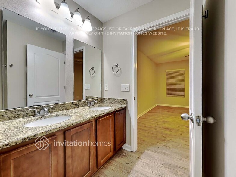 Building Photo - 6835 Langford St