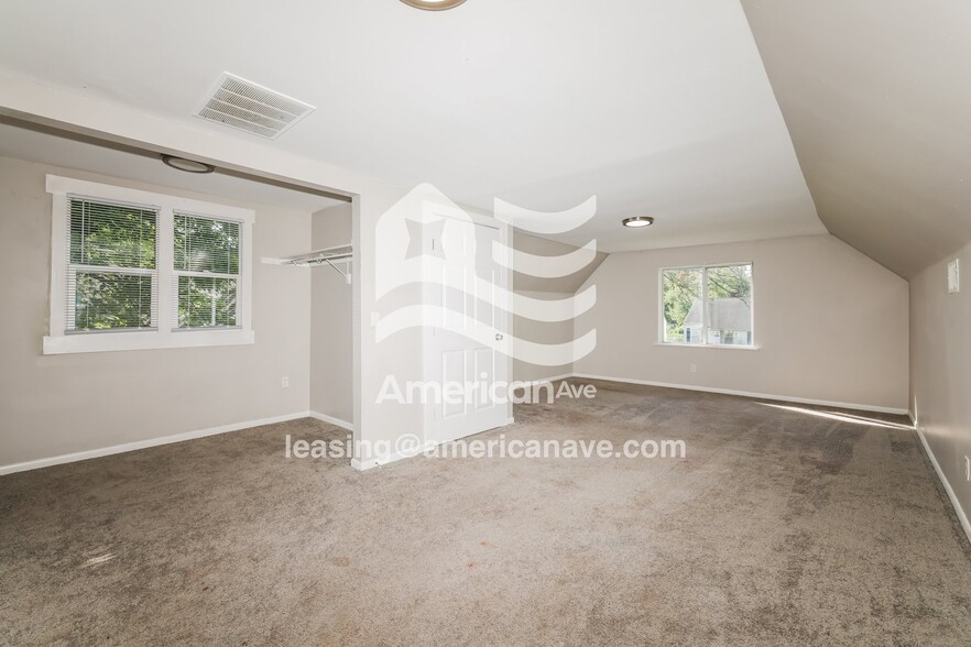 Building Photo - 3527 Pittsburg Ave