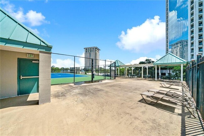 Building Photo - 2870 Pharr Ct S Northwest