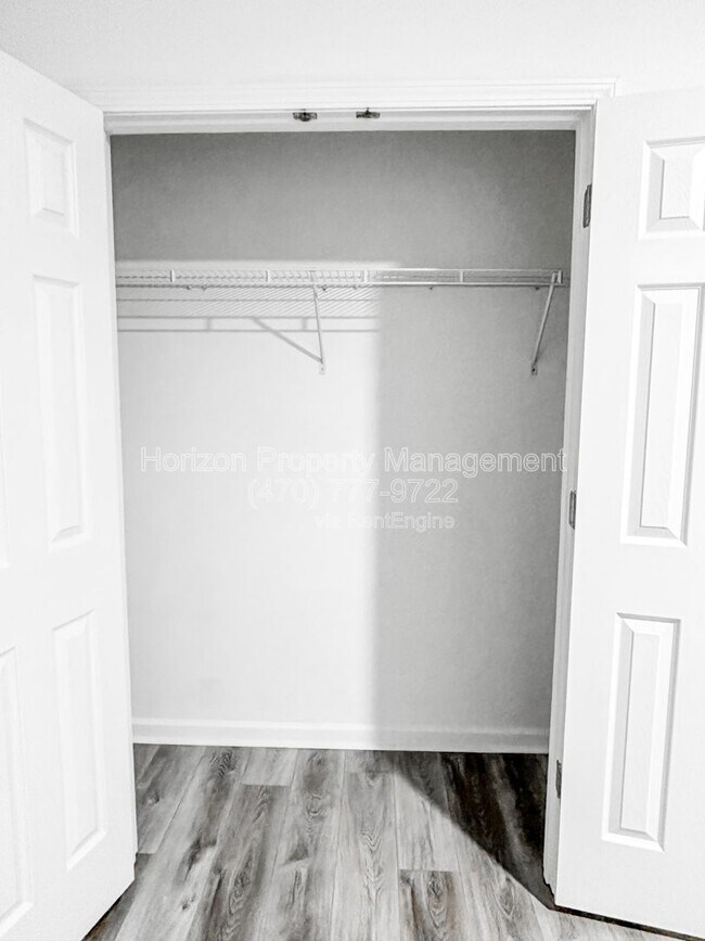 Building Photo - 75 Pearl Chambers Dr