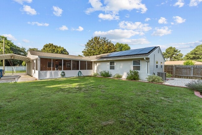 Building Photo - Discover your perfect home in Virginia Beach!