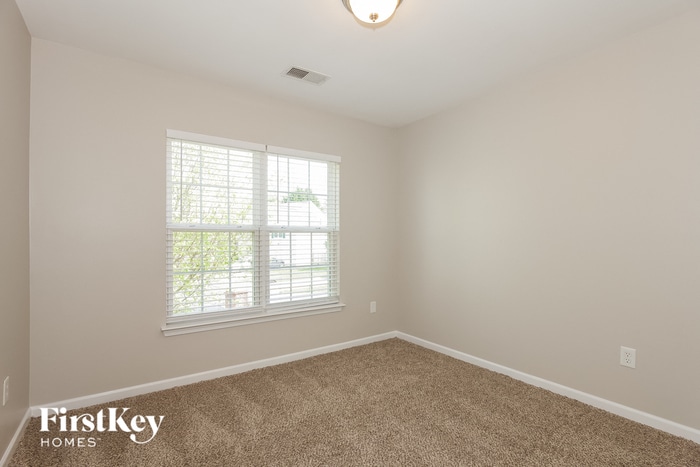 Building Photo - 2807 Cougar Hill Ct