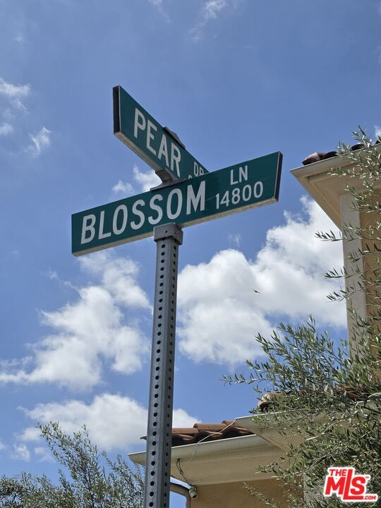 Building Photo - 14811 Blossom Ln
