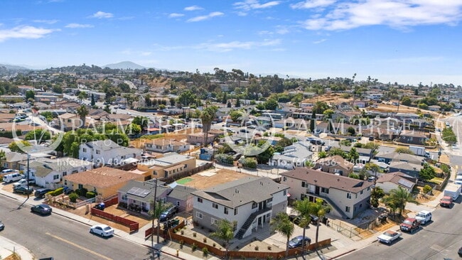 Building Photo - 247 San Jacinto Dr