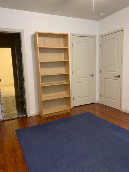 Building Photo - 360 W Highland Ave
