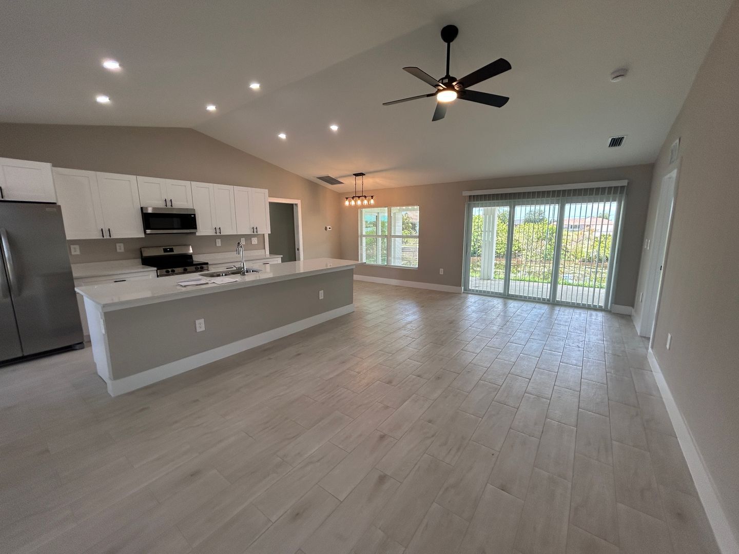 Building Photo - Brand new construction never lived in 4/3