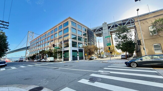 Building Photo - 12 Month Lease Term: Furnished 1BR Loft-style w/Den condo a block from The Embarcadero, Includes ...